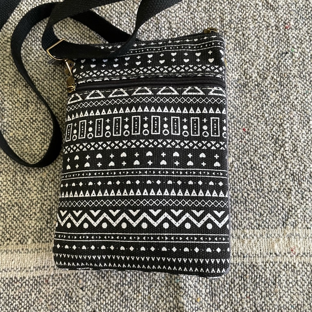 Gray and Black Crossbody Bag - Picture 3 of 6